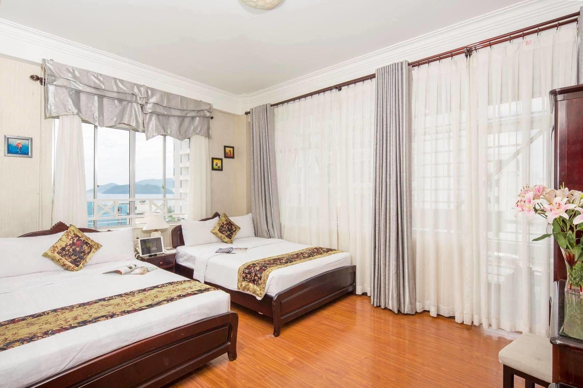 Brandi Nha Trang Hotel Exterior foto