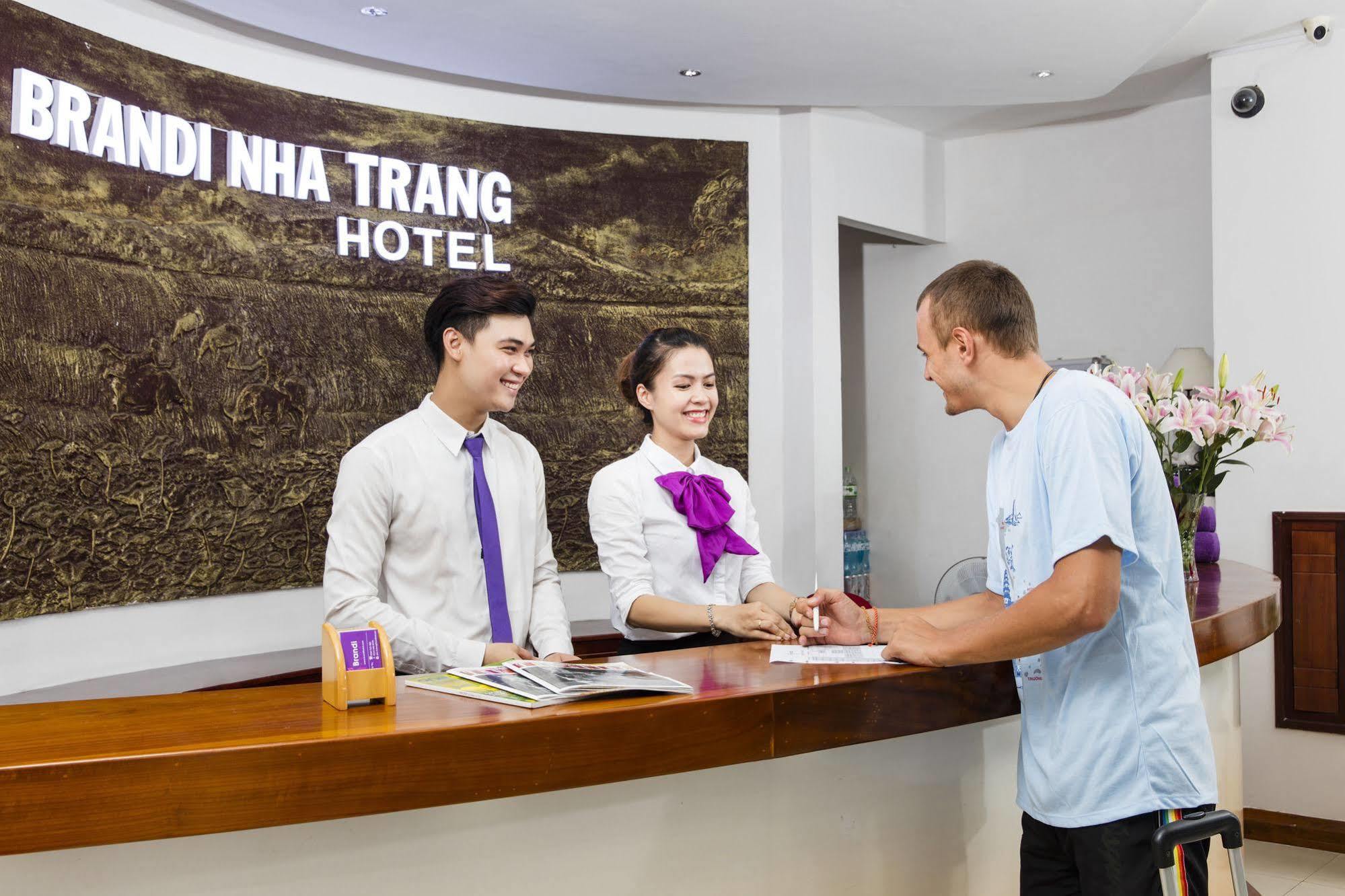 Brandi Nha Trang Hotel Exterior foto