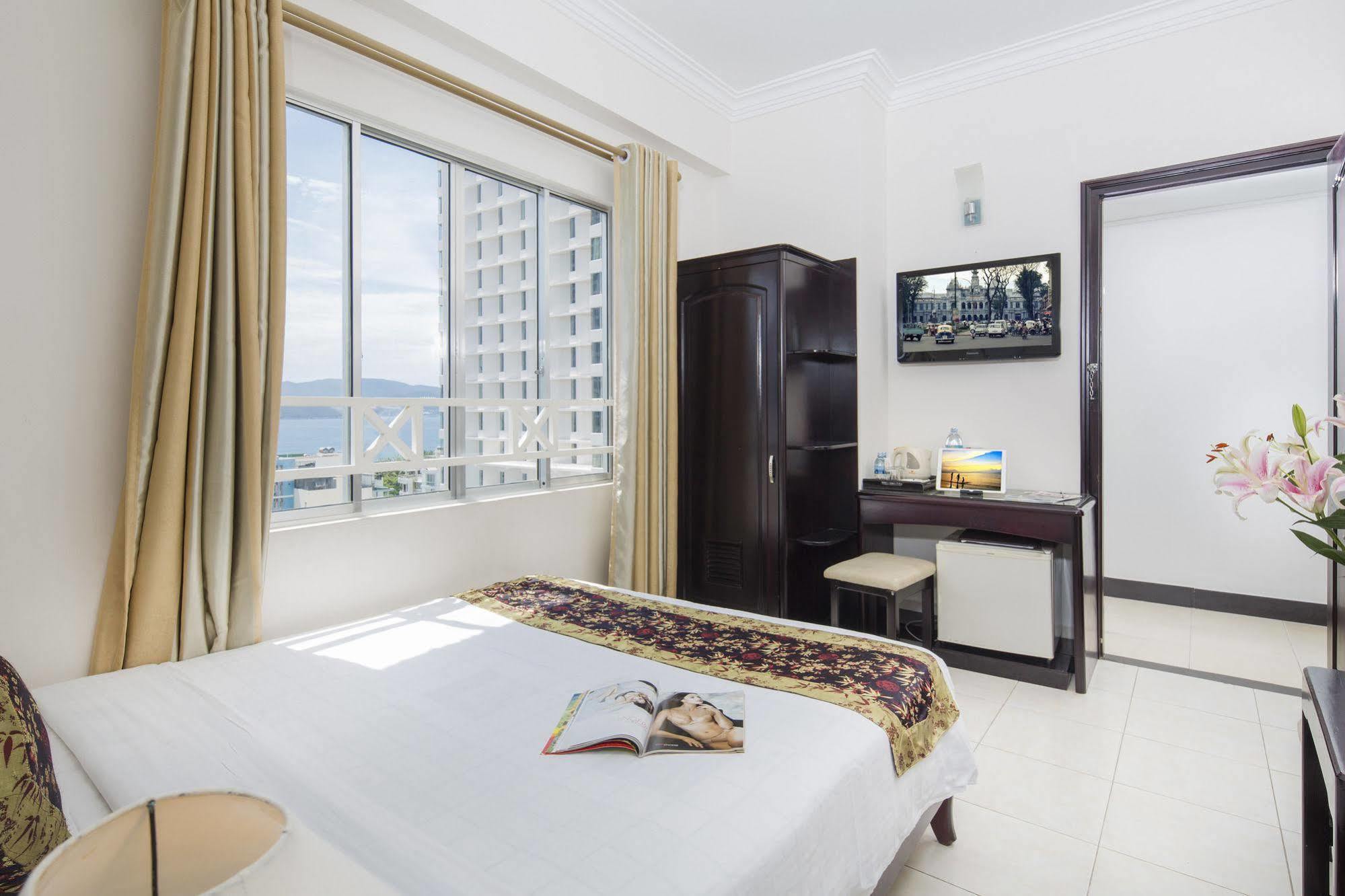 Brandi Nha Trang Hotel Exterior foto