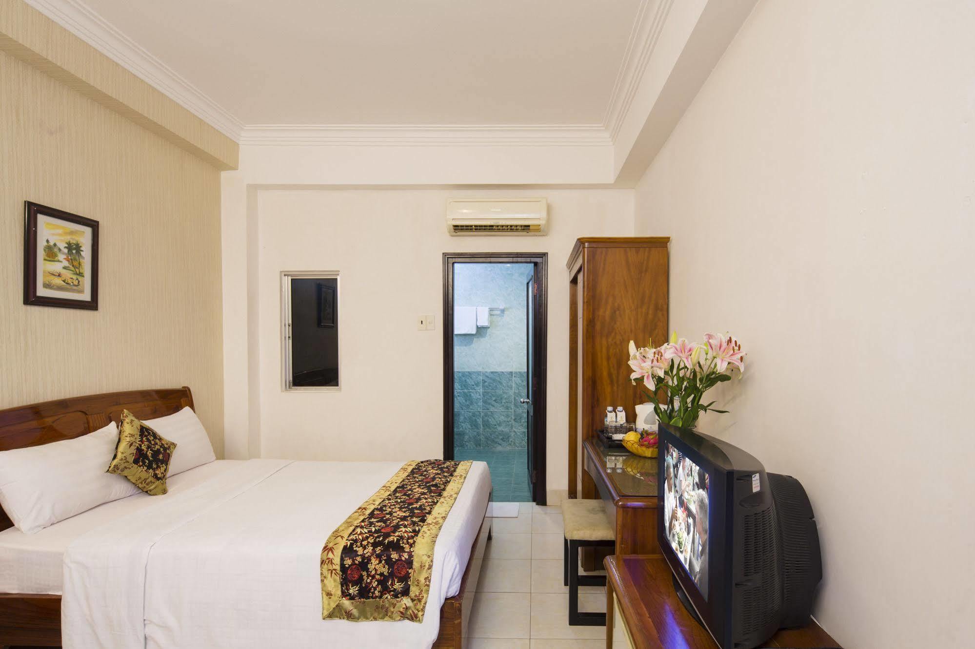 Brandi Nha Trang Hotel Exterior foto